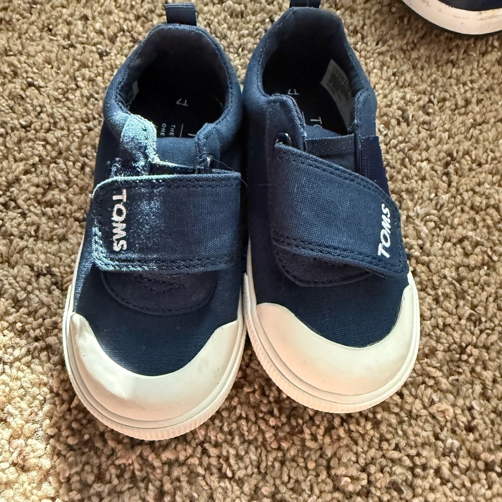 TOMS Kids Navy Blue Canvas Shoes